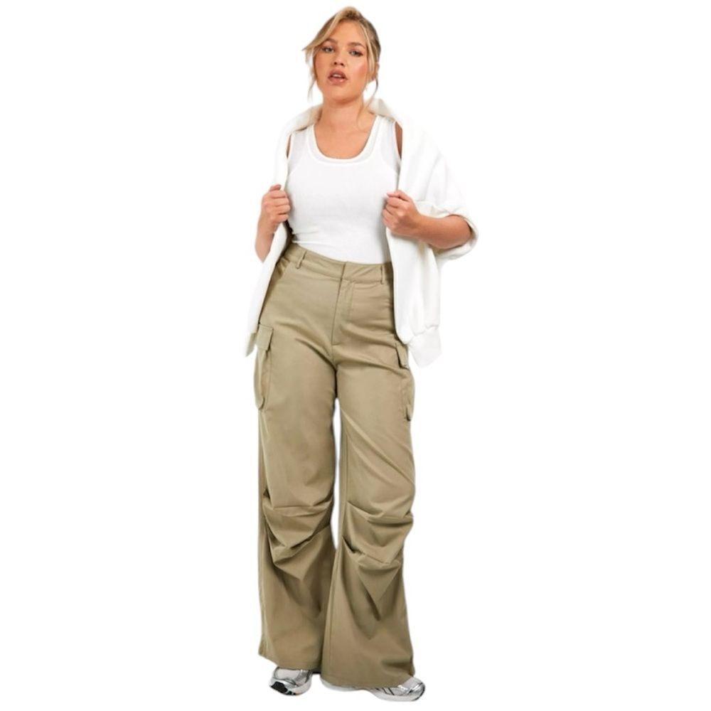 NWT Boohoo Plus Ruched Detail Cargo Pants in Washed Khaki Size 16